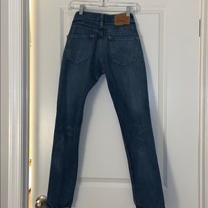 Levi Low to Mid Waisted Straight Leg Jeans